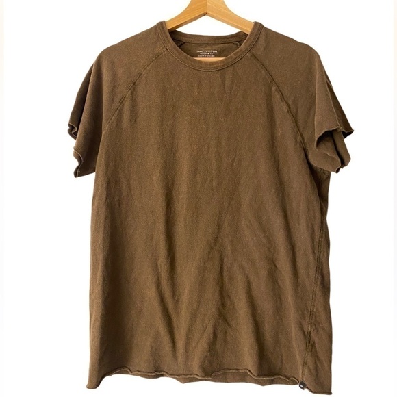 SMALL URBAN OUTFITTERS MODERN FIT BROWN SHORTSLEEVED SHIRT - Picture 1 of 4